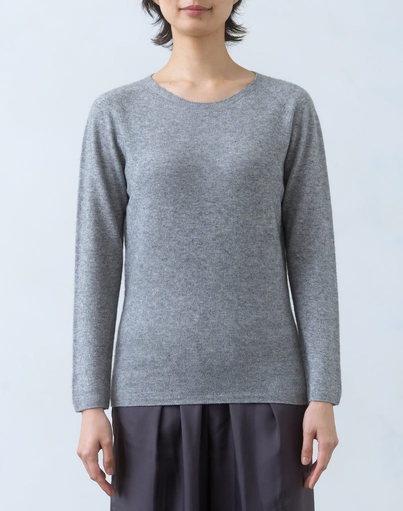 モデル：166cm　サイズ：1　色：グレー