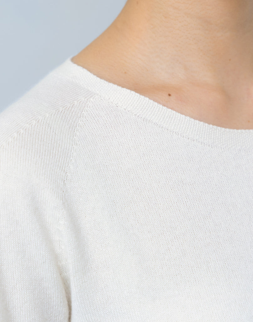 モデル：166cm　サイズ：1　色：アイボリー