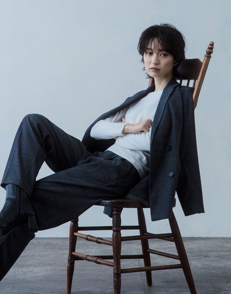 モデル：166cm　サイズ：1　色：アイボリー