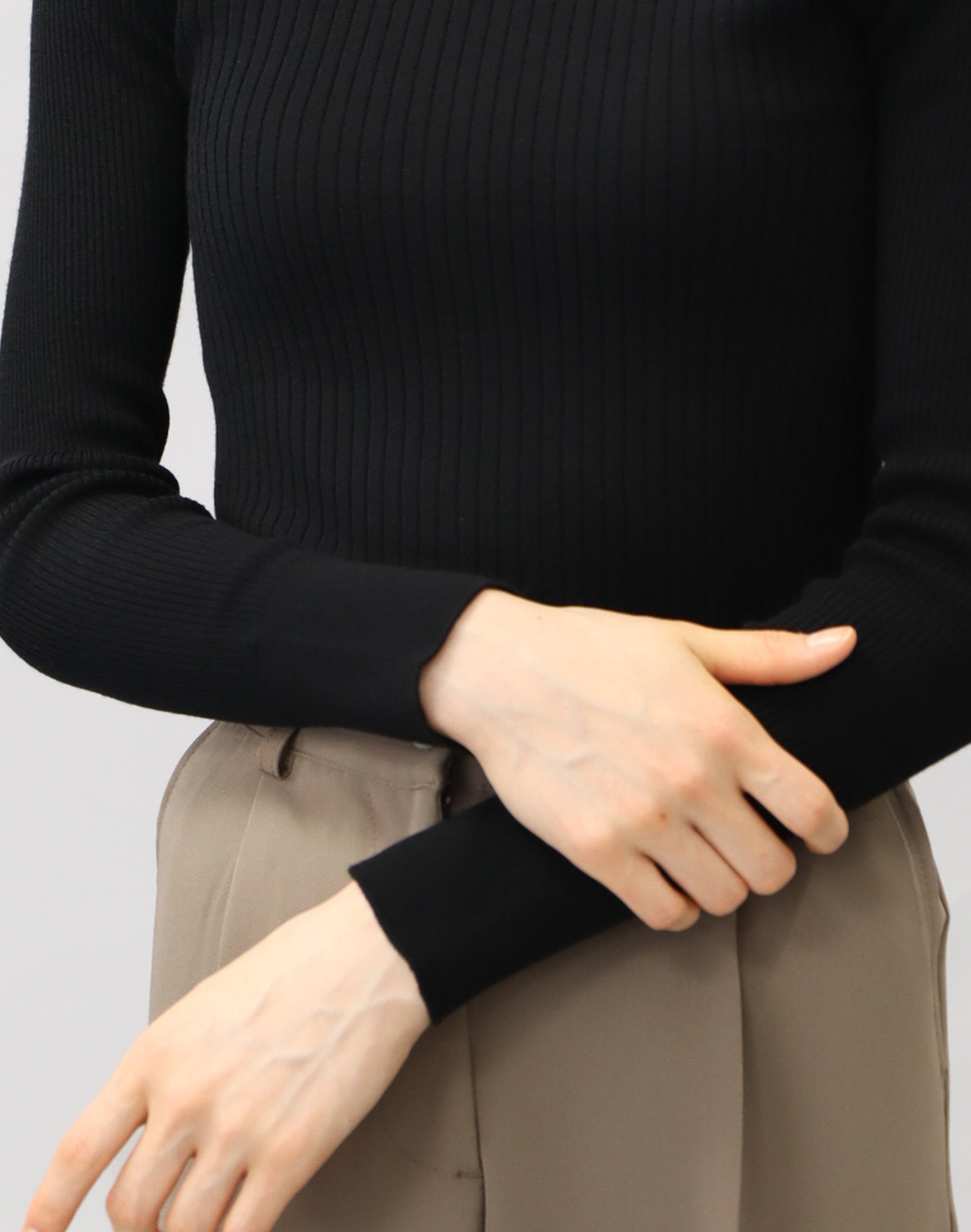 バイカラーリブタートルネックプルオーバー KURUMIFACTORY 日本製