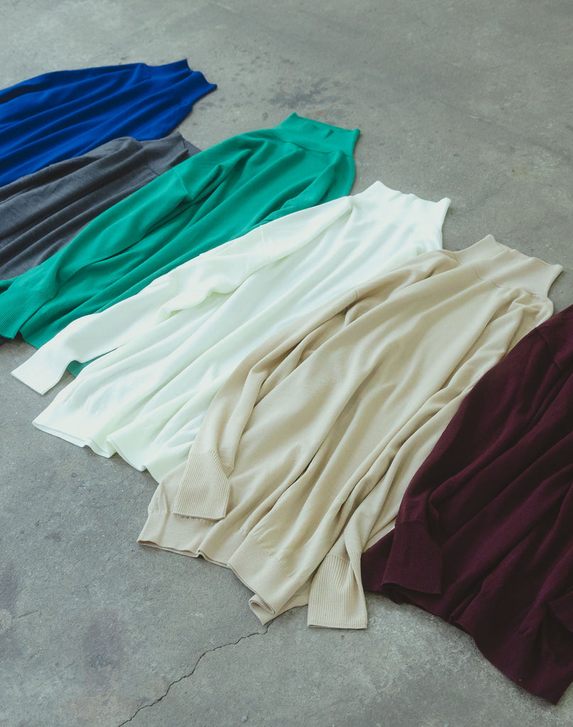 手前からボルドー・ベージュ・オフ・グリーン・杢グレー・プルシアンブルー