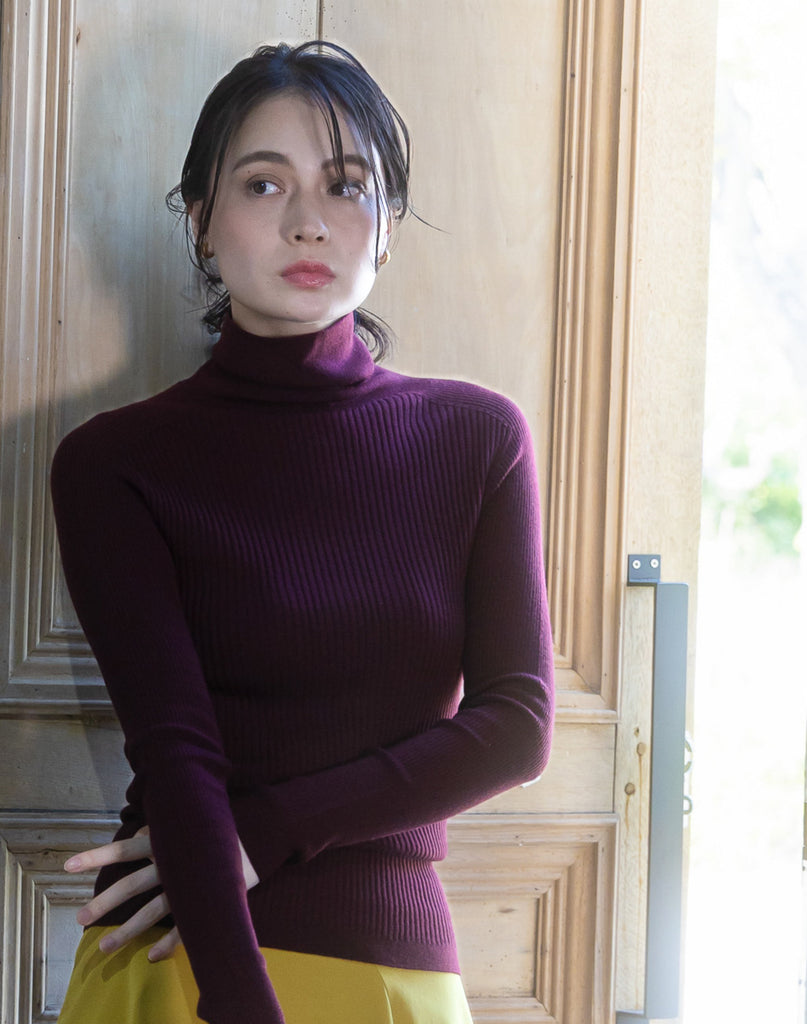 モデル：168cm　サイズ：L　色：ボルドー